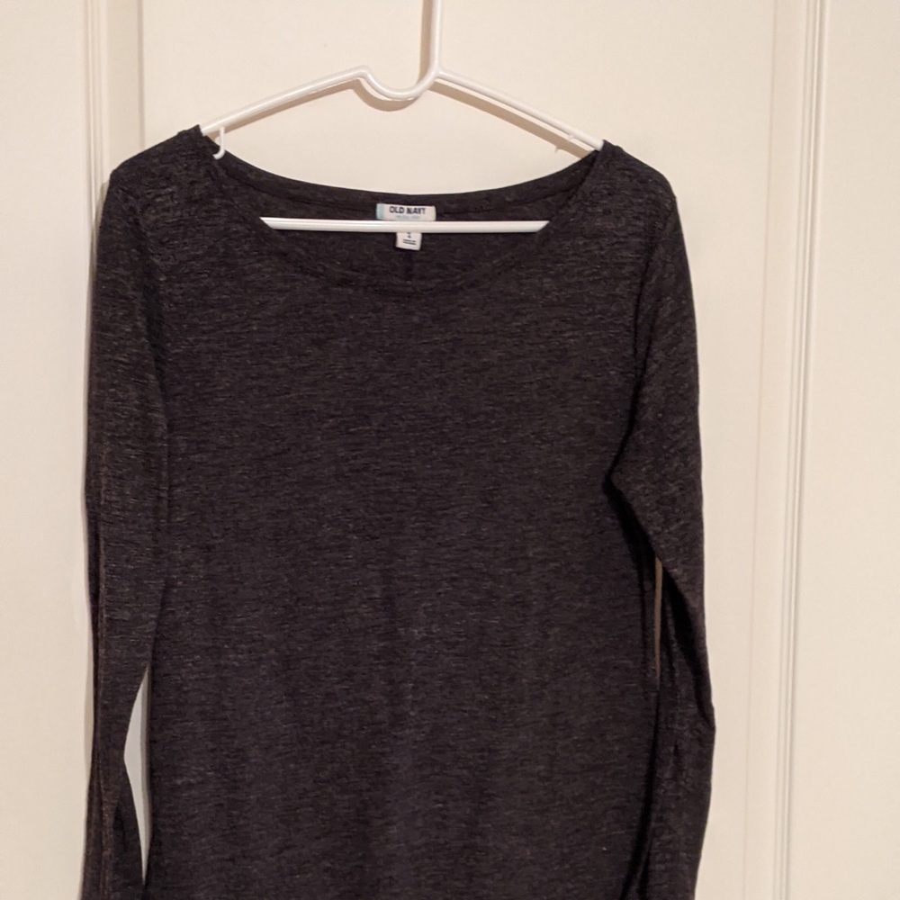 Old Navy long sleeve Tee
